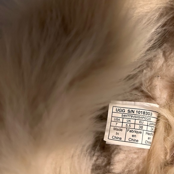 UGG MILLA WOMEN ANKEL BOOTS SUEDE EXPOSED FUR CHESTNUT US 7 - Picture 10 of 10